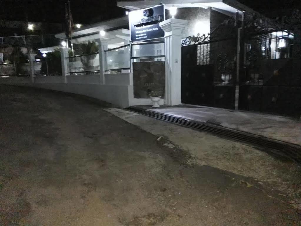 Anna Shanthi Villa แคนดี้ ภายนอก รูปภาพ